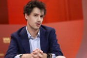 卜卦问事人工智能实验室Mistral将推出其首款推理模型，挑战 OpenAI