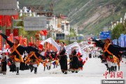 卜卦问事青海玉树探索“生态+文化”旅游新路径